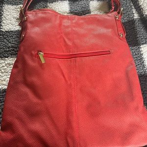 New leather purse / tote